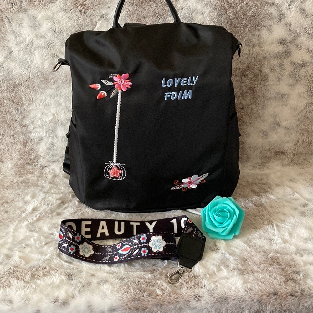 NWOT backpack/shoulder bag Brand this is what is on the strap Deauty 1987
